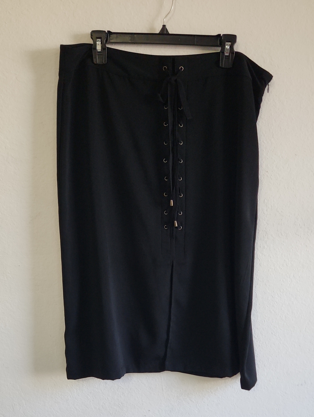 Goth Dark Academia Black Lace-Up Front Midi Skirt Size 16 NWT